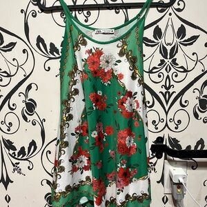 Zara Green and White Floral Top